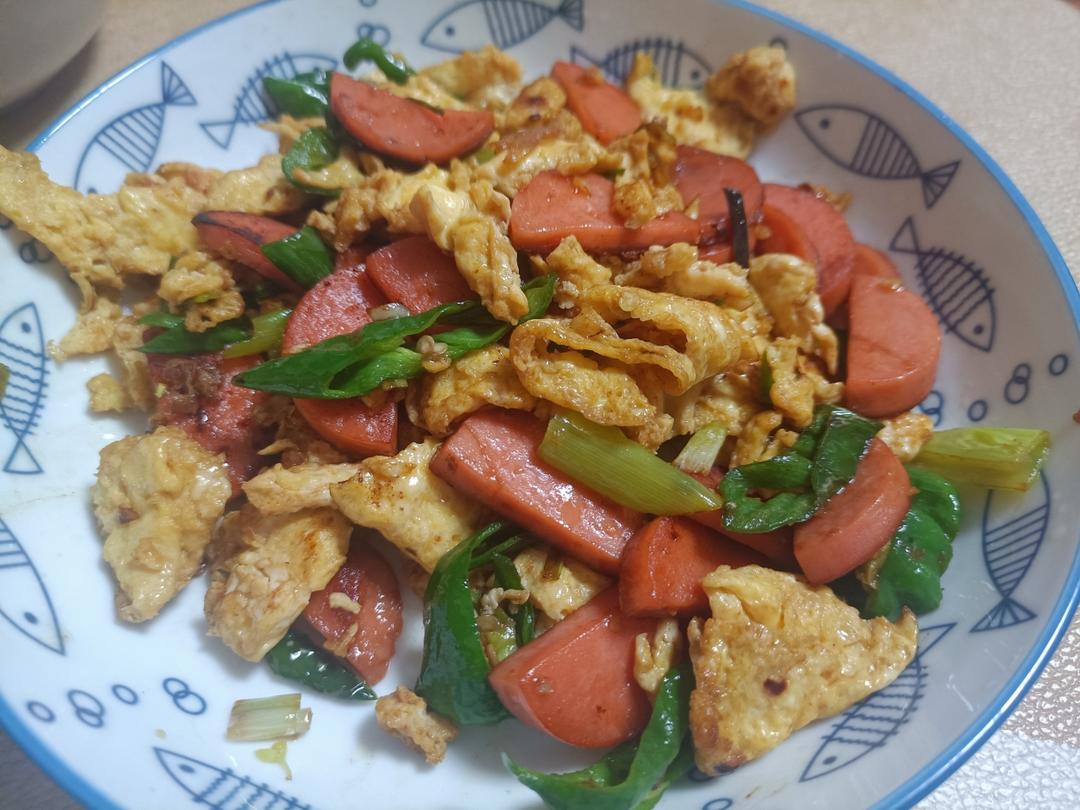 青椒火腿炒鸡蛋