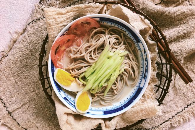 豆浆荞麦面的做法