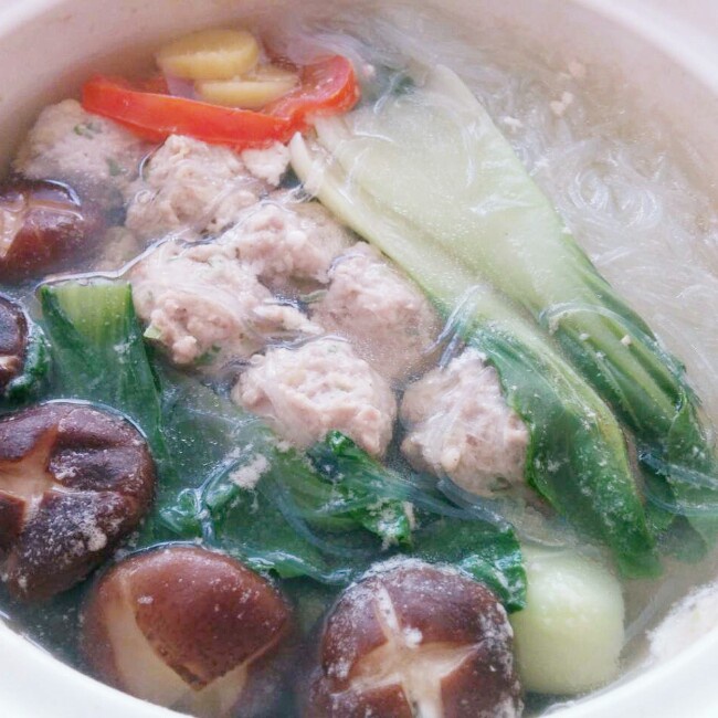 生汆丸子三鲜汤
