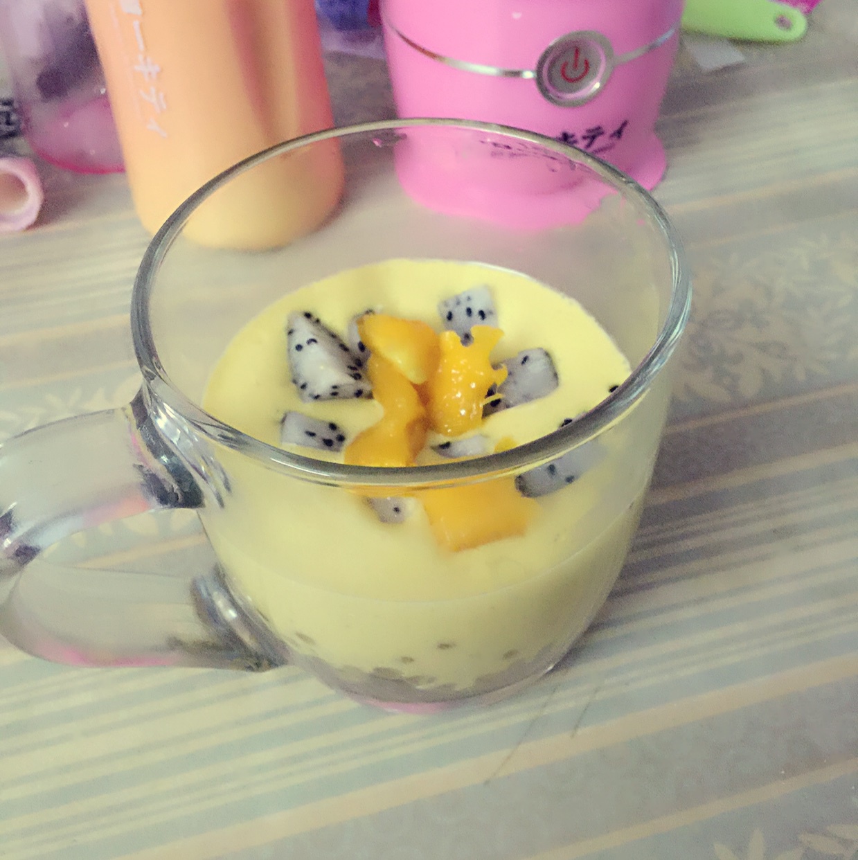 适合陪伴夏天的杨枝甘露