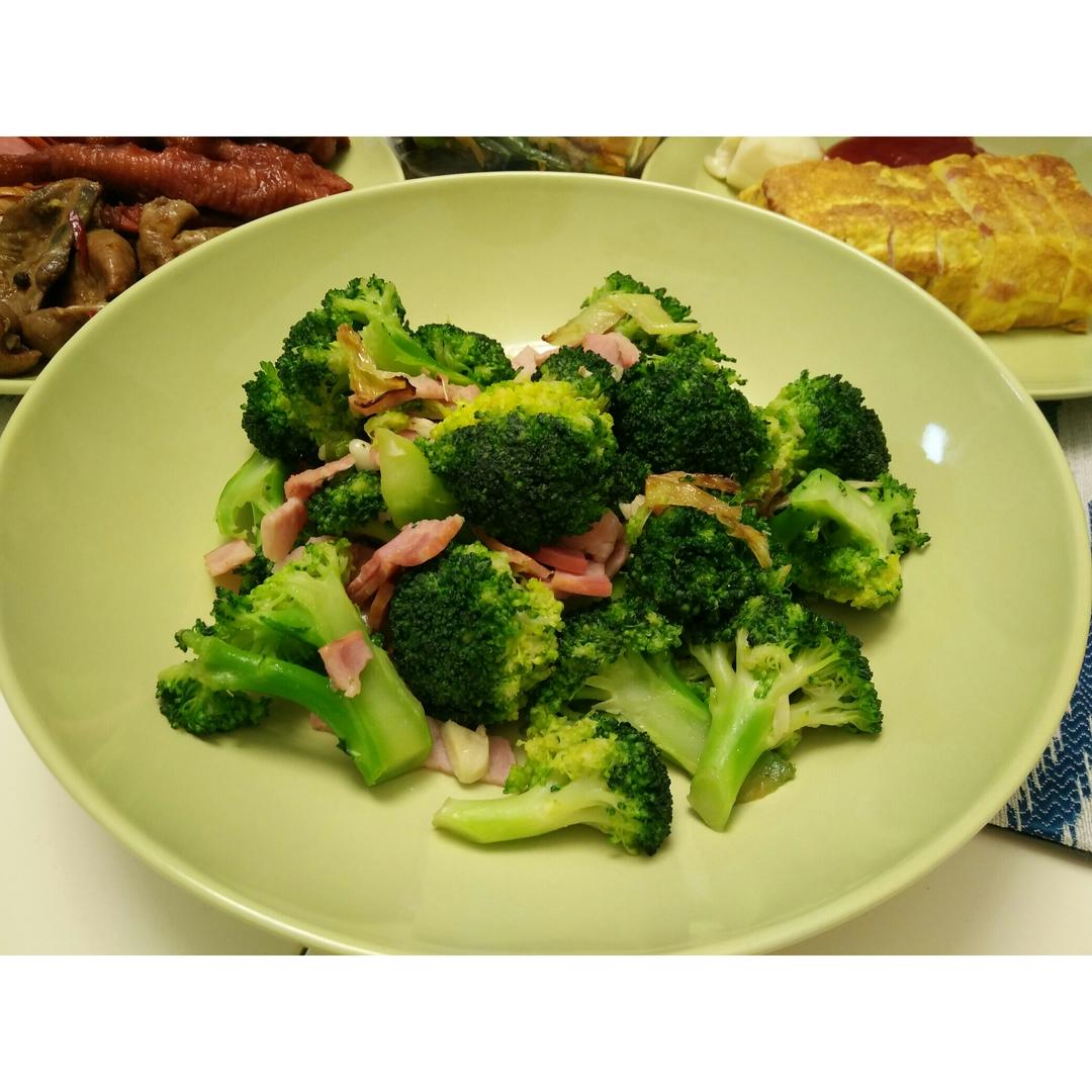 西兰花炒肉片