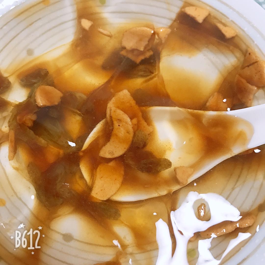 自制晶莹剔透、口感凉滑的——冰粉粉