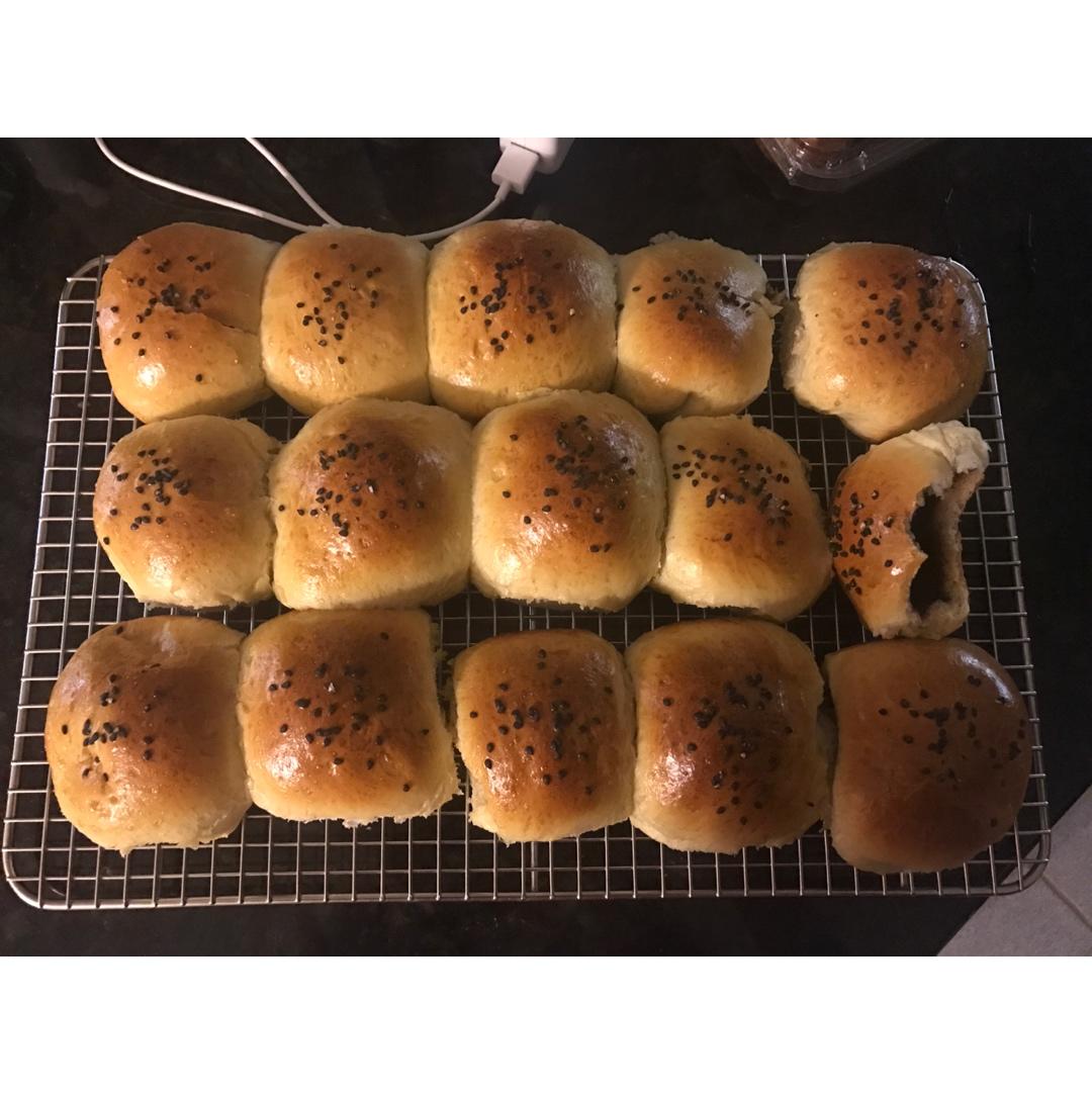 鲜奶油小餐包（一次发酵）