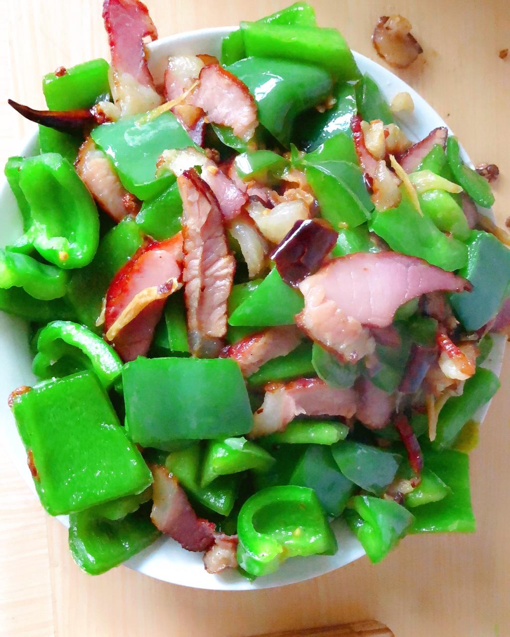 青椒腊肉