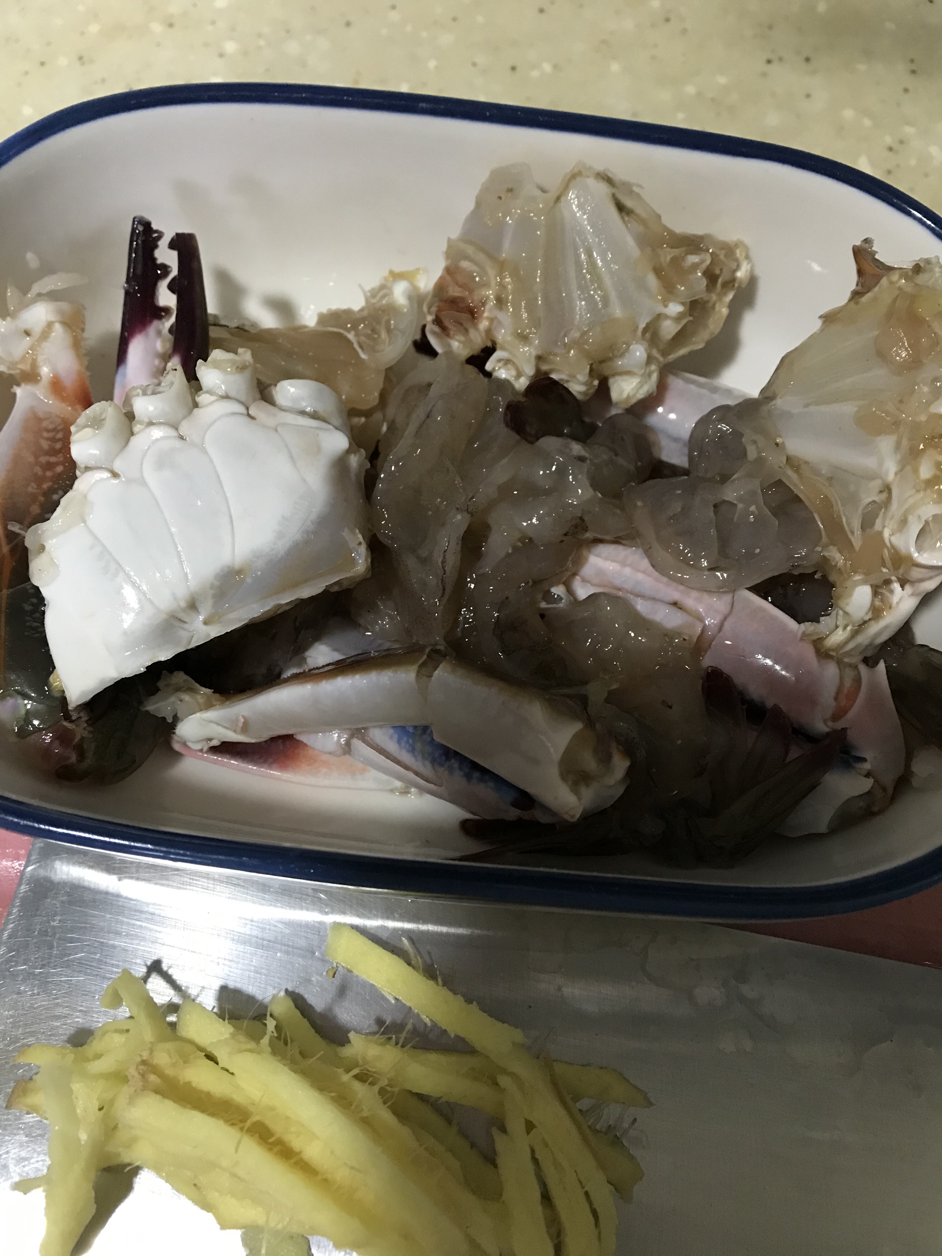 砂锅粥（虾蟹粥）的做法 步骤2