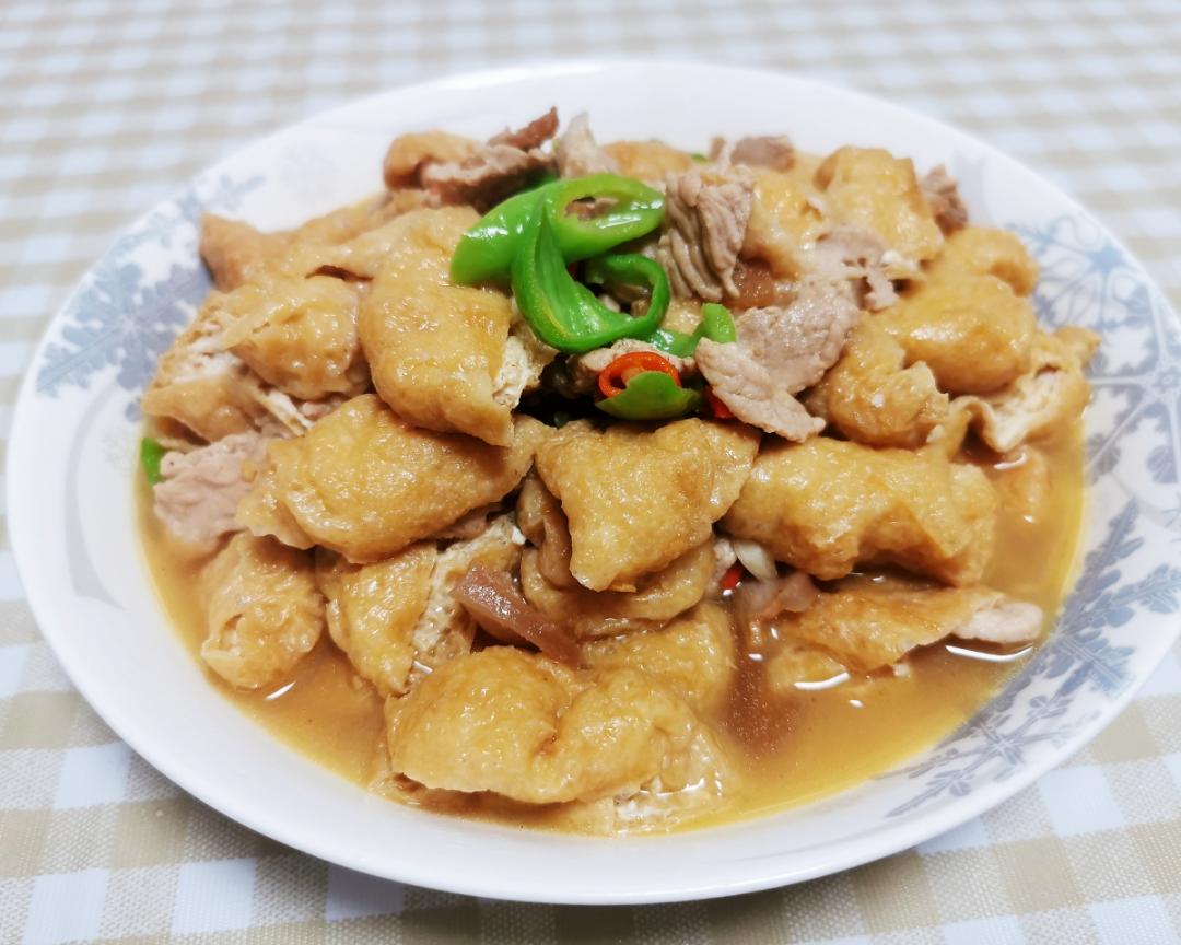 肉煮油豆腐