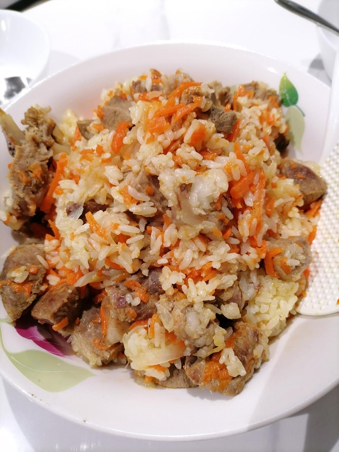 羊肉抓饭