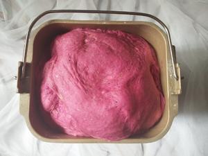 粉嫩的火龙果麻薯软欧面包的做法 步骤5
