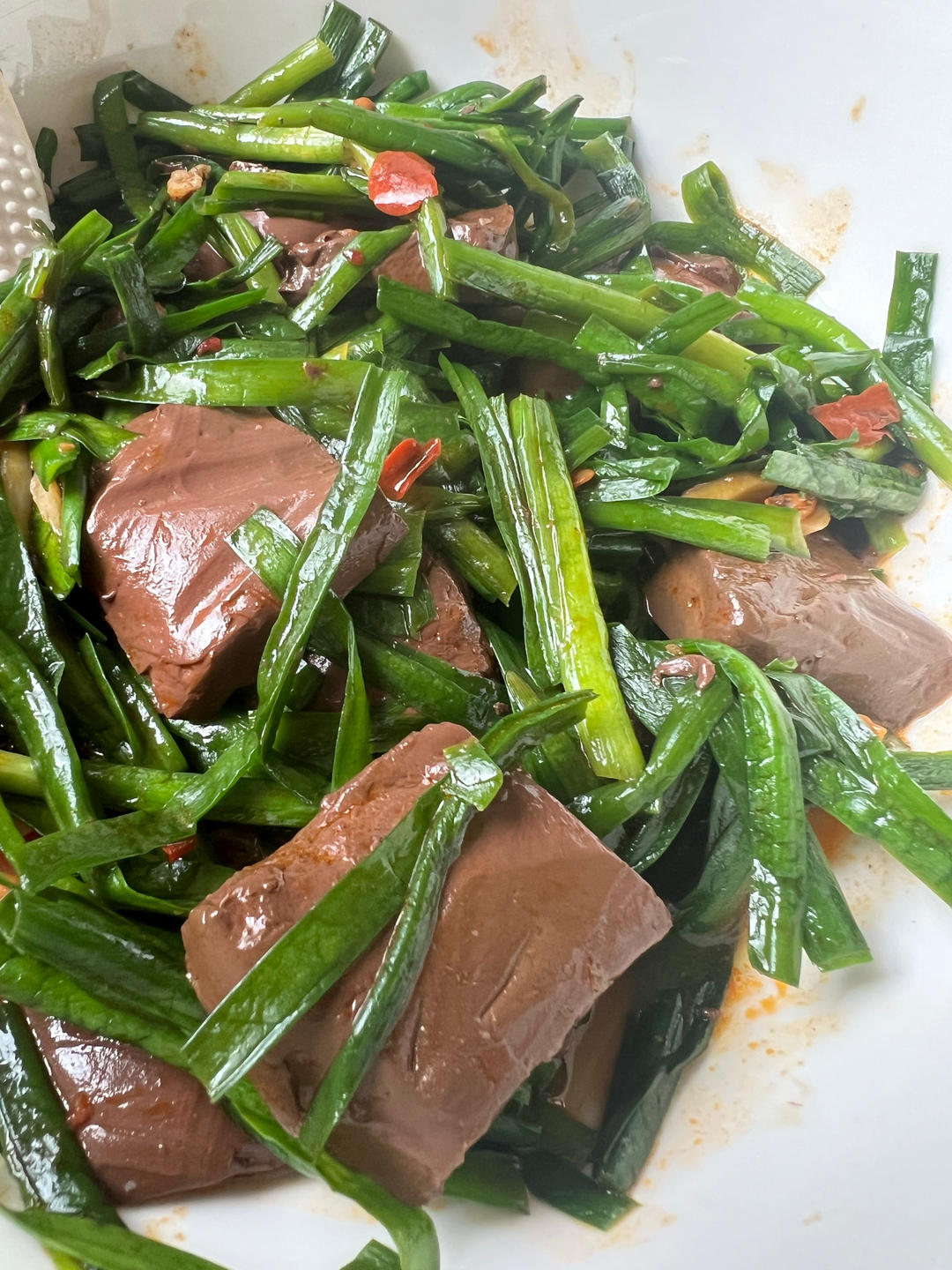 香辣韭菜炒鸭血