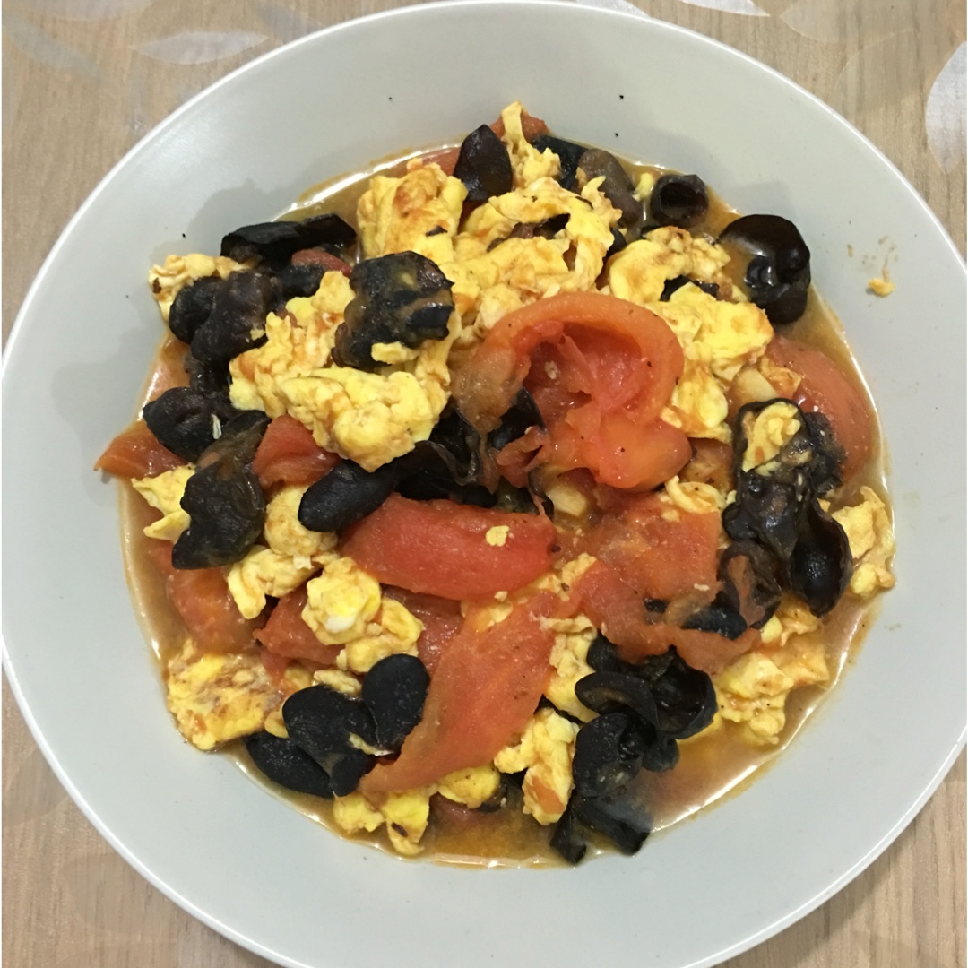 木耳西红柿炒鸡蛋