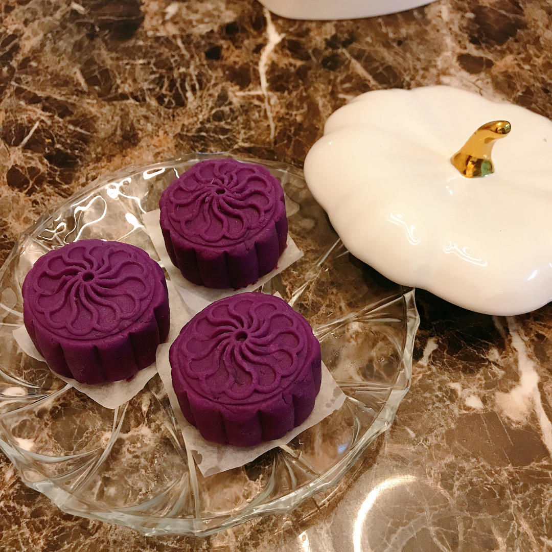 紫薯奶油月饼南瓜豆沙月饼