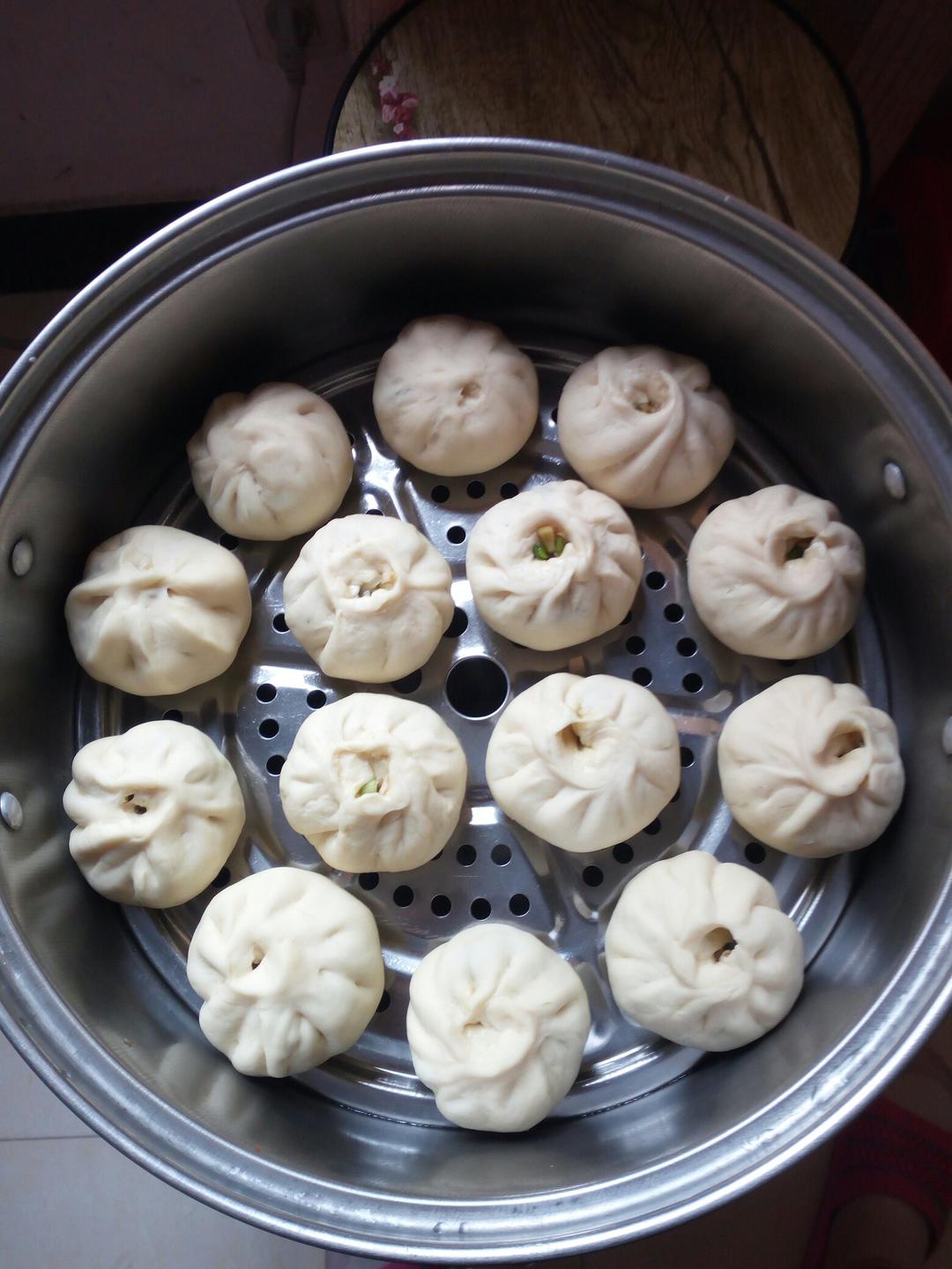 胡萝卜木耳鸡蛋素包子