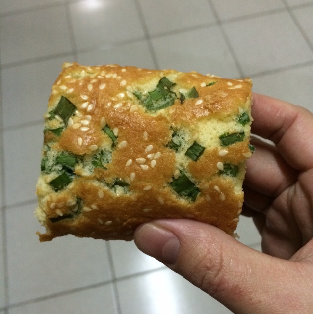 香葱肉松蛋糕卷