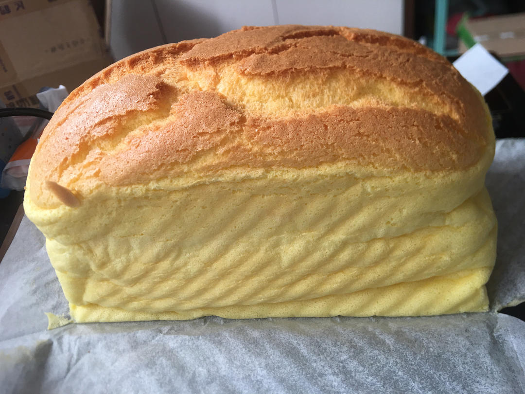 堪比柯基屁股
爆浆芝士🧀古早蛋糕
