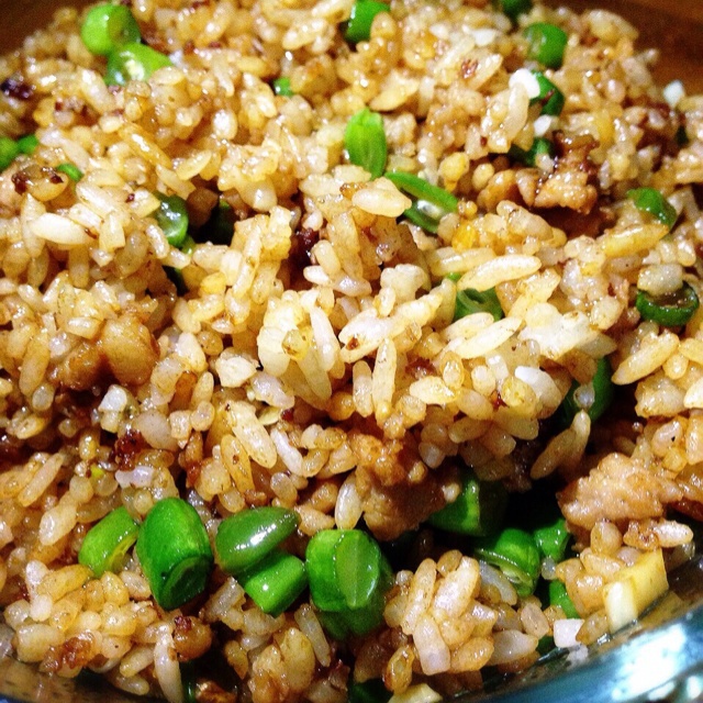【豆角肉糜炒饭图片】豆豆常有理_下厨房