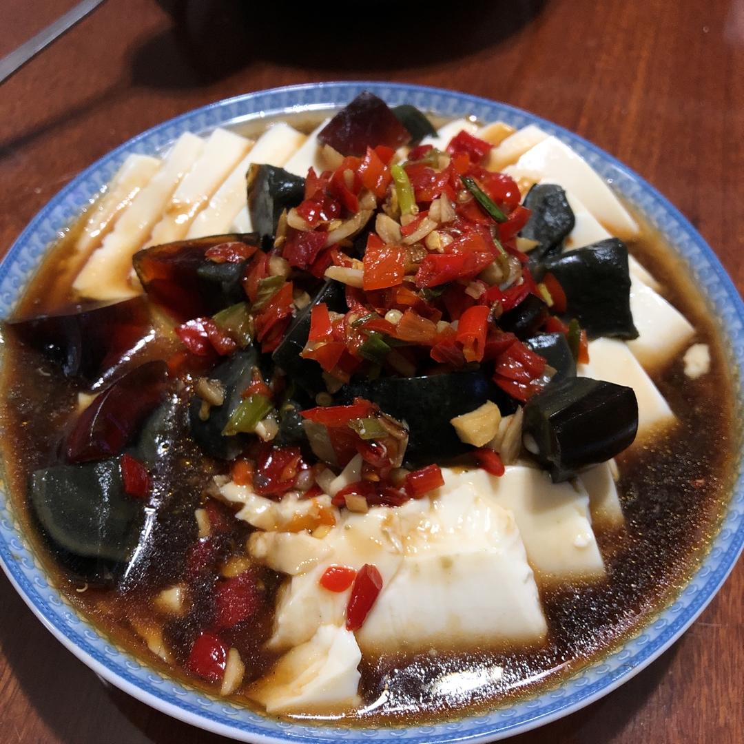 皮蛋拌豆腐（从这道菜说起，如何拌出好吃的凉拌菜）