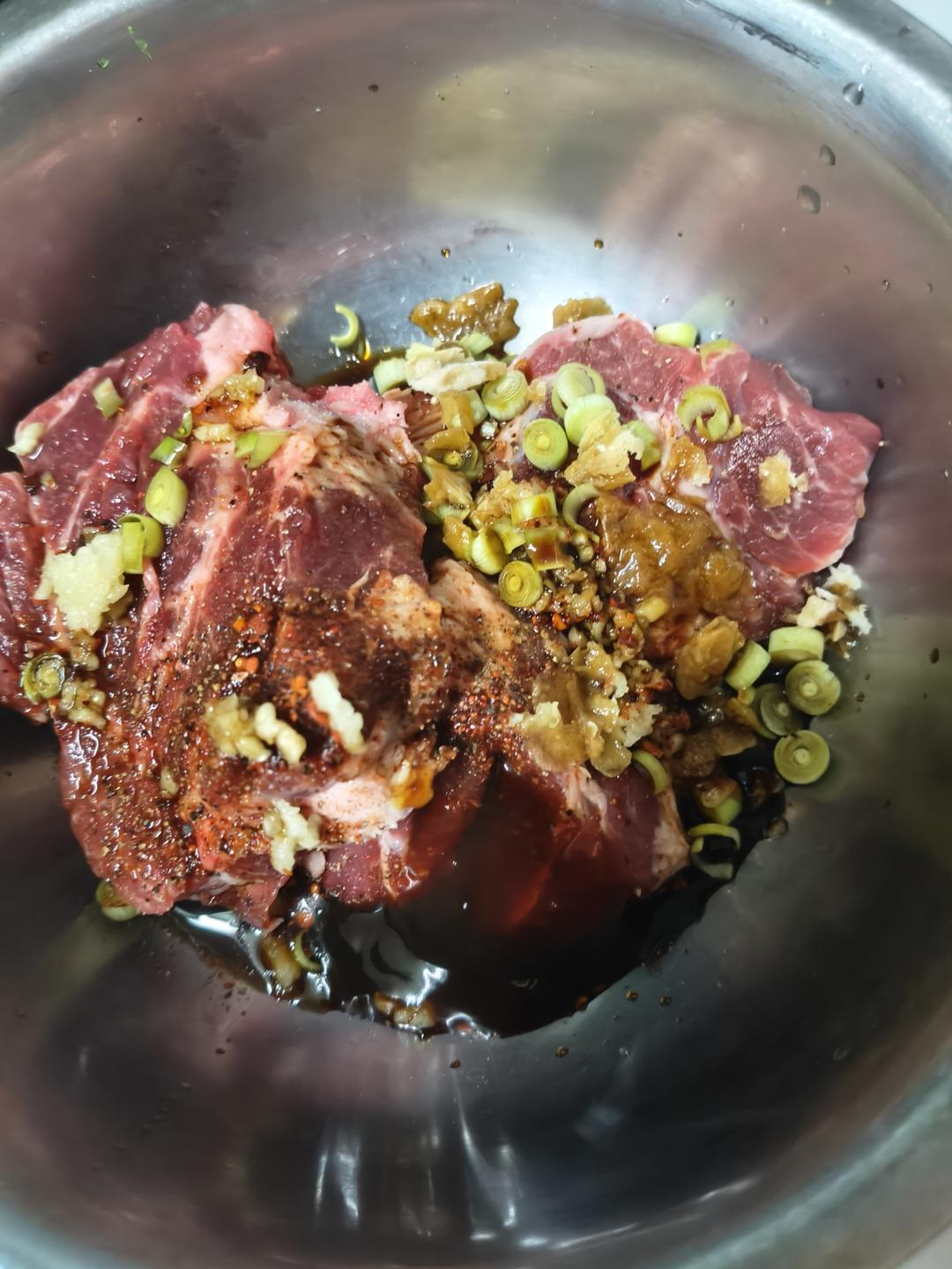 泰式酸辣烤梅花肉的做法