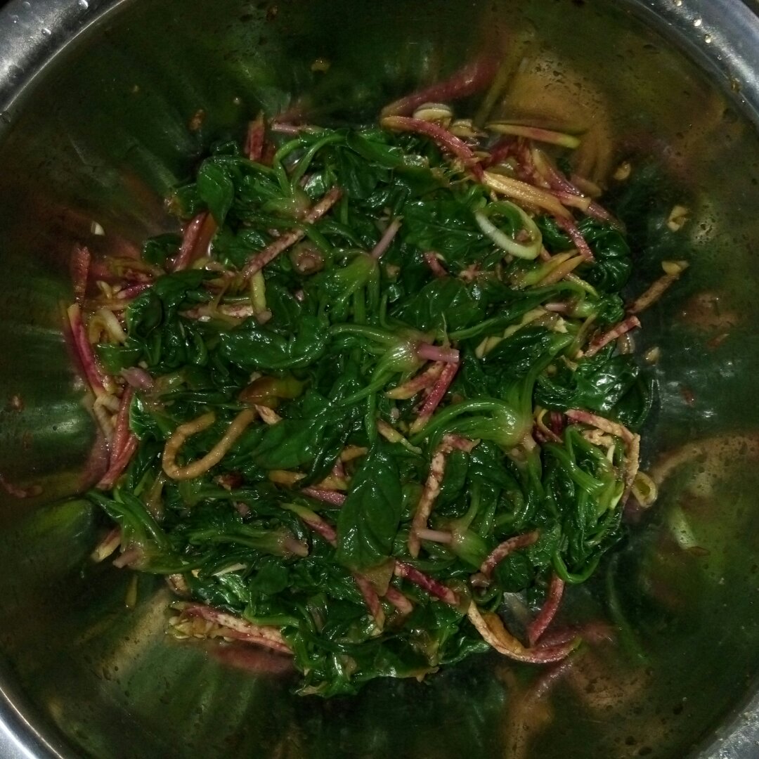 凉拌菠菜