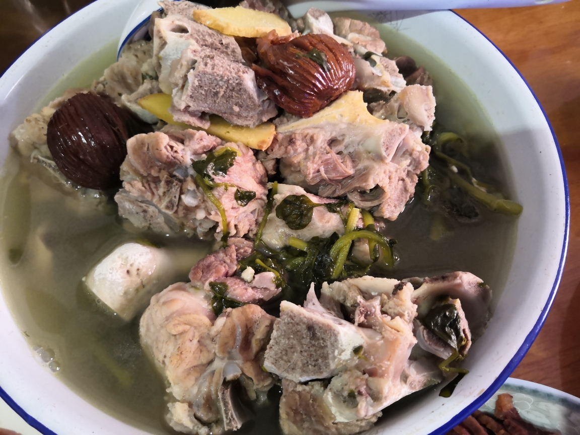 西洋菜煲鸭胗猪脊骨汤（高压锅）的做法 步骤4