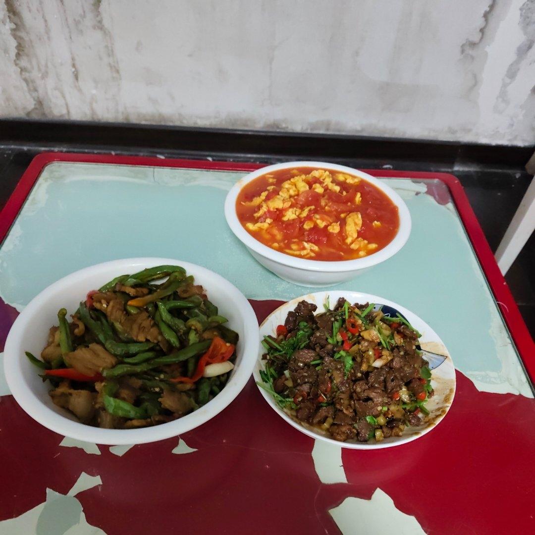 小炒黄牛肉