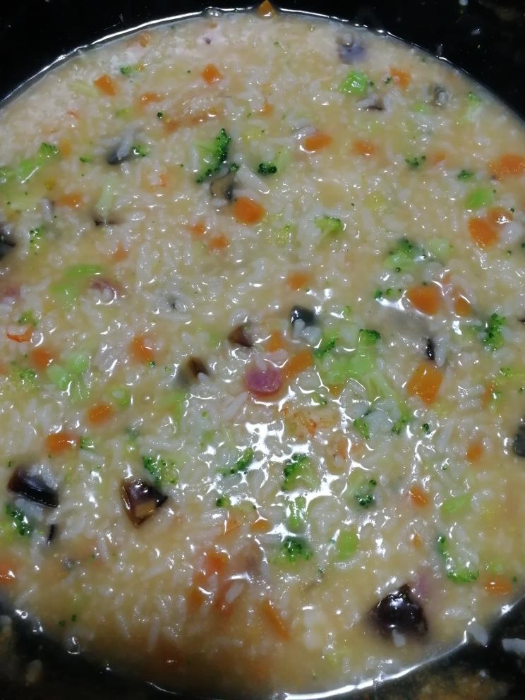 海鲜蔬菜粥的做法