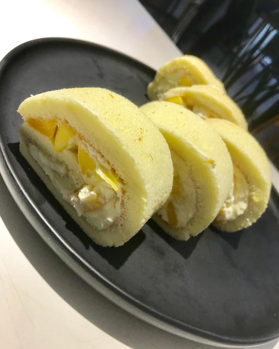 《Tinrry下午茶》教你做基础原味蛋糕卷