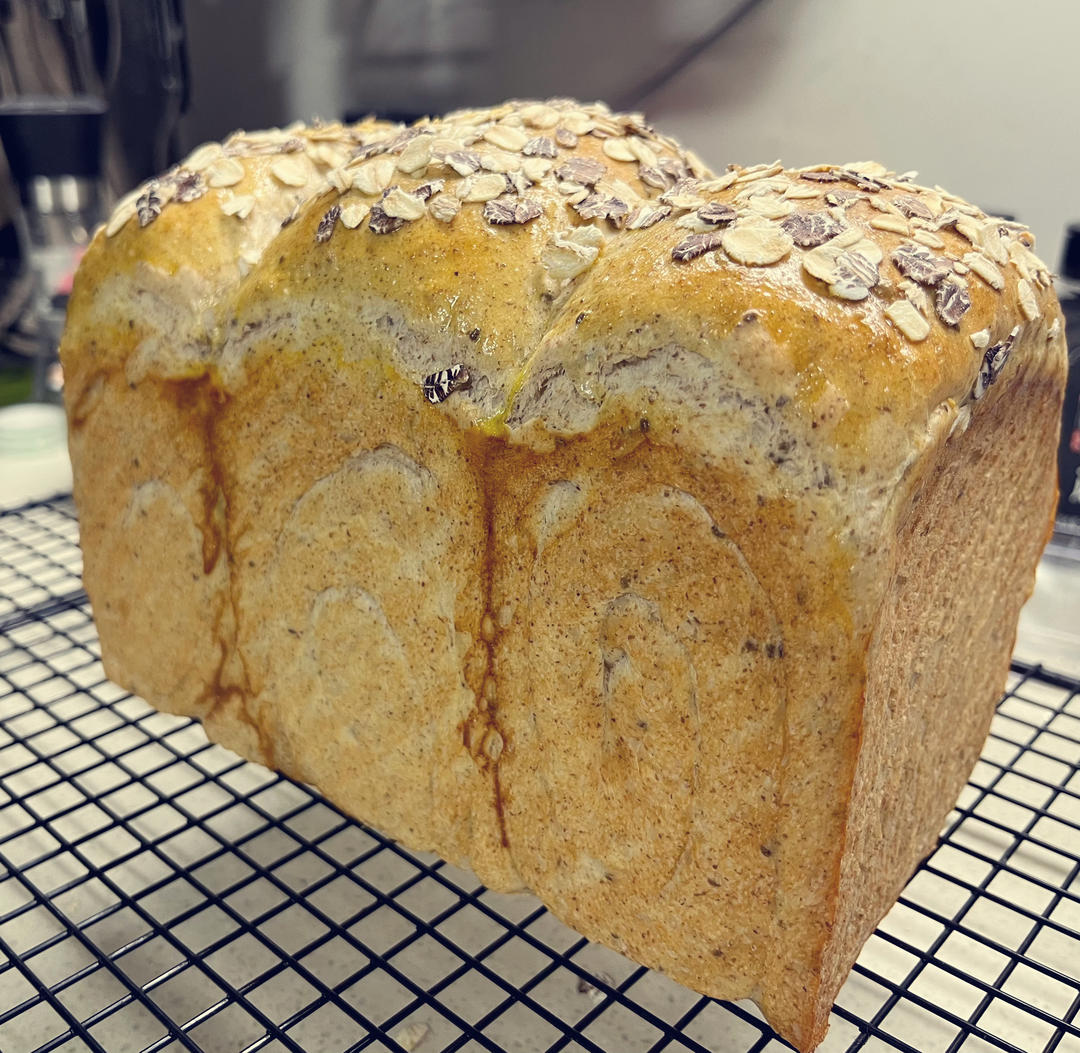 黑麦老面吐司，放三天还是超级柔软细腻的黑麦面包
