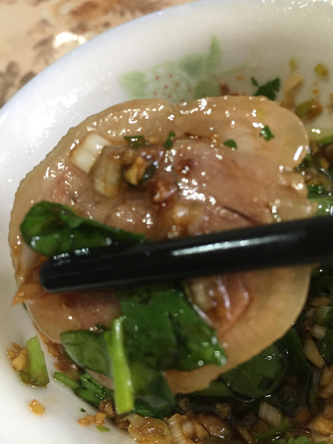 回味无穷的沙姜白切猪手