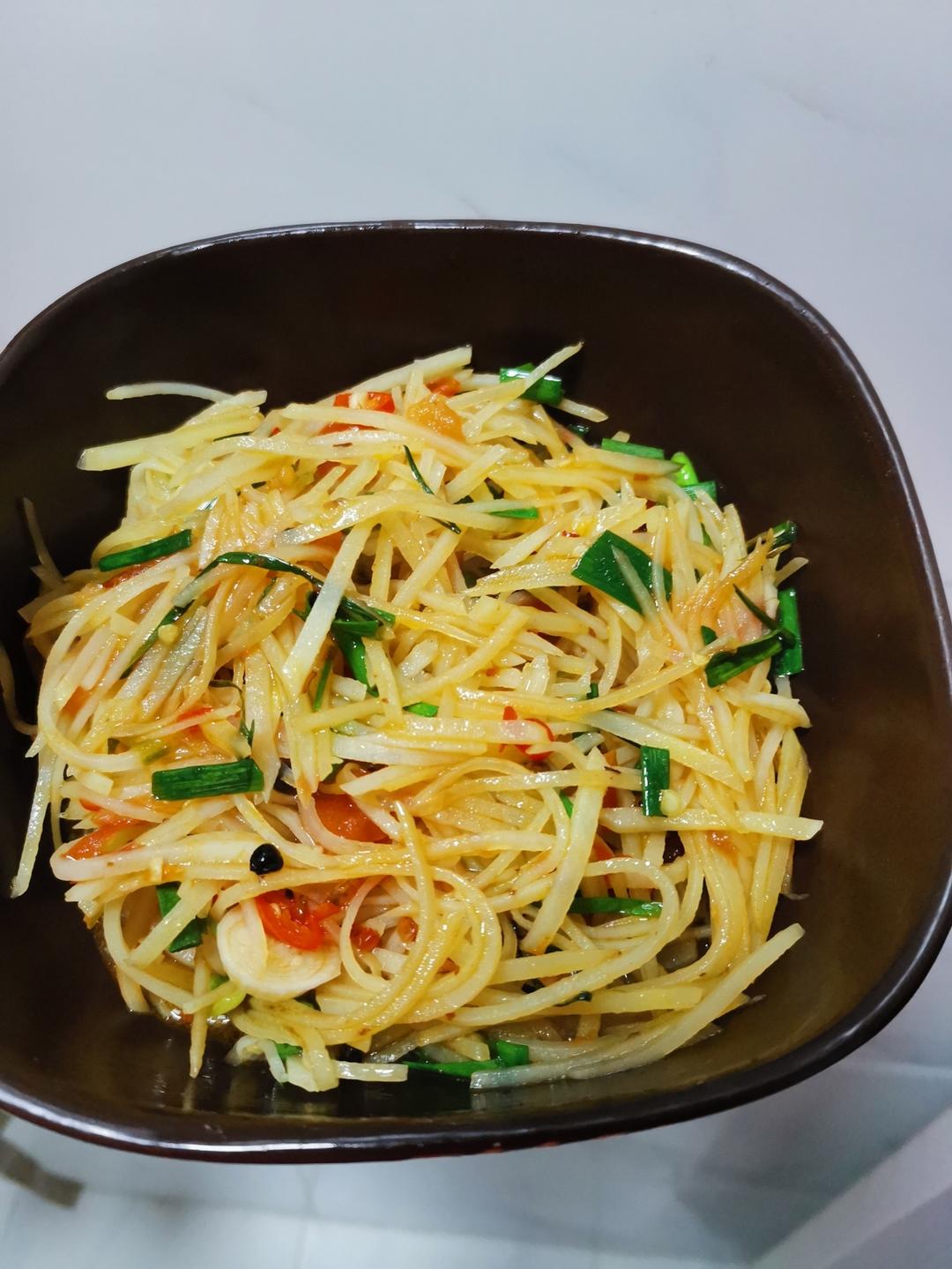 酸辣土豆丝不加醋的两种做法