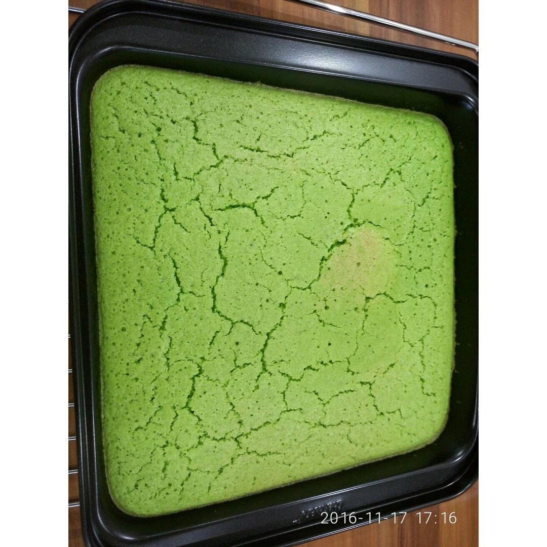 菠菜戚风蛋糕（8寸中空模具）
