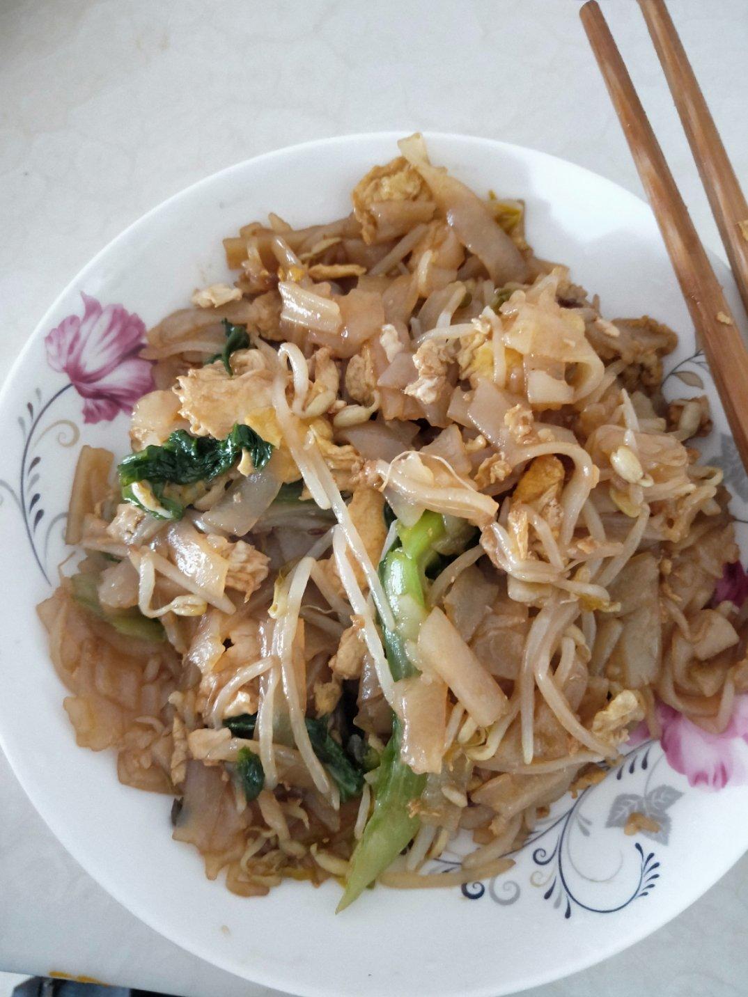 炒河粉