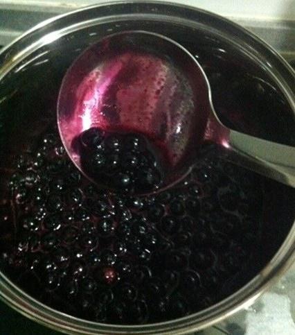 蓝莓颗粒果酱的做法