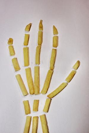 薯条手指的做法 步骤1