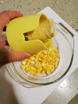甜玉米米糊的做法 步骤2