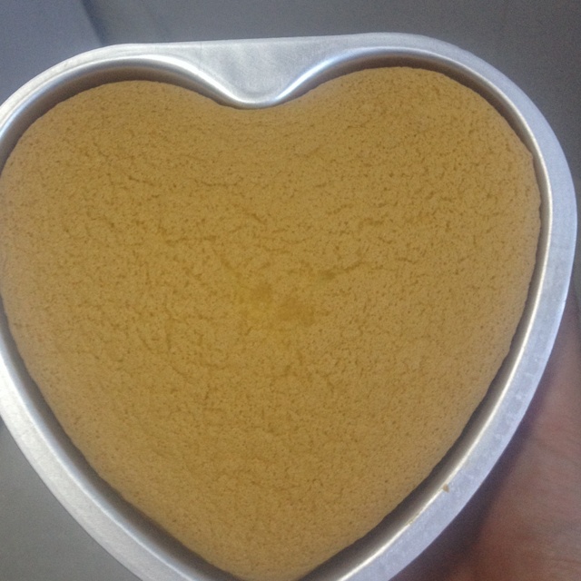 超简单完美戚风蛋糕（6寸2蛋）附打发、翻拌、脱模视频