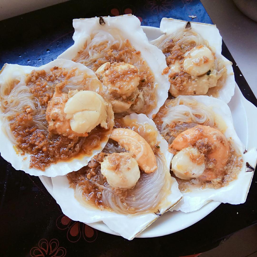 蒜蓉粉丝蒸扇贝