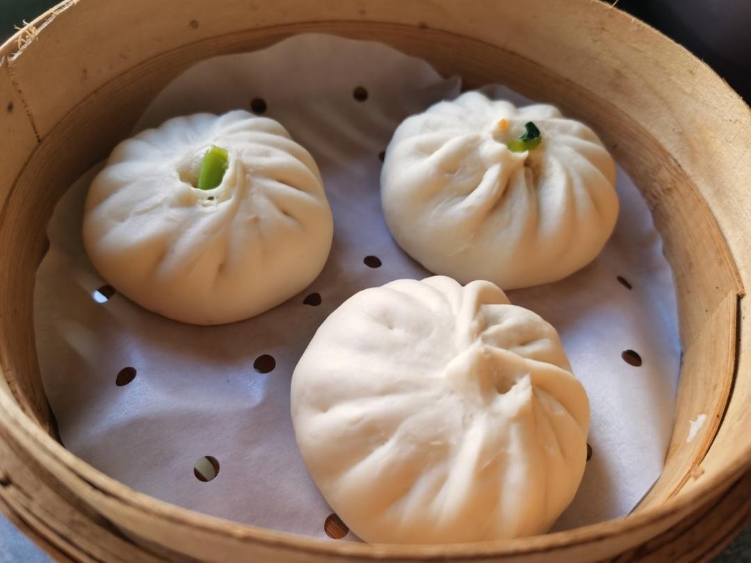 青菜香菇包子
