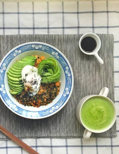 豌豆百合银耳羹