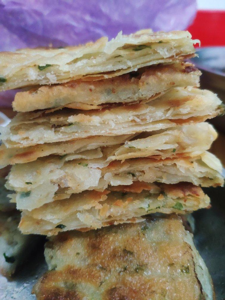葱油饼-自己做薄脆酥香层层分明且一点儿都不油