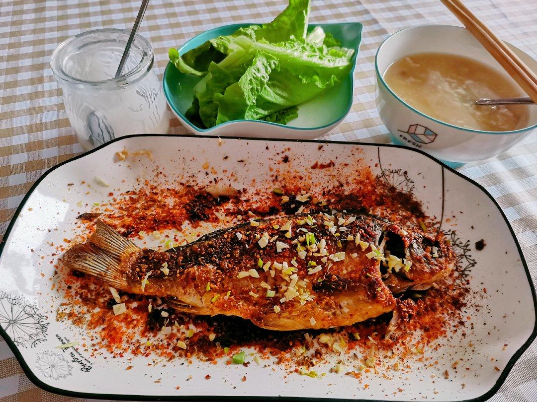 当啤酒遇上鲫鱼完美的红烧味儿