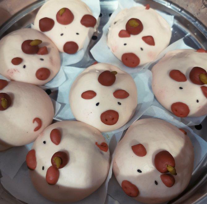 萌肉猪猪包