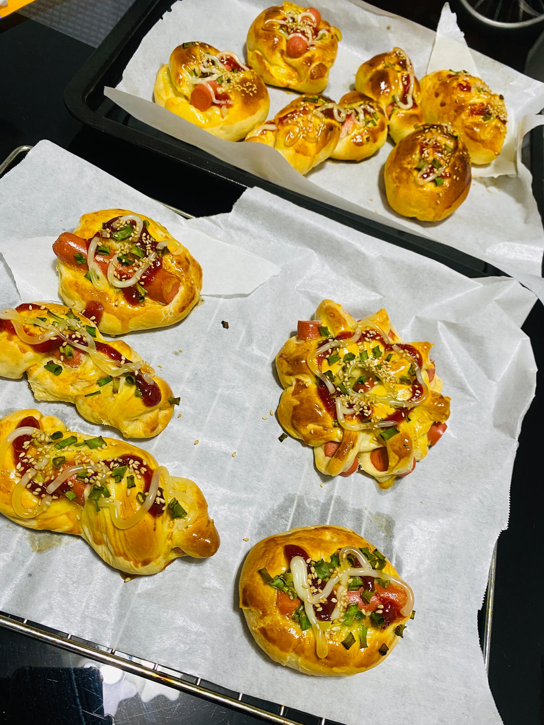 香葱火腿肠面包