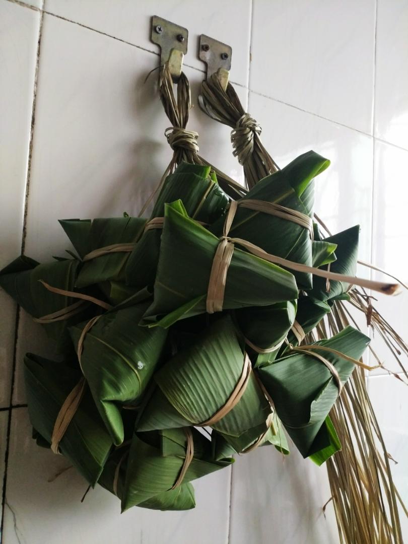 香菇瘦肉蛋黄笋干粽子