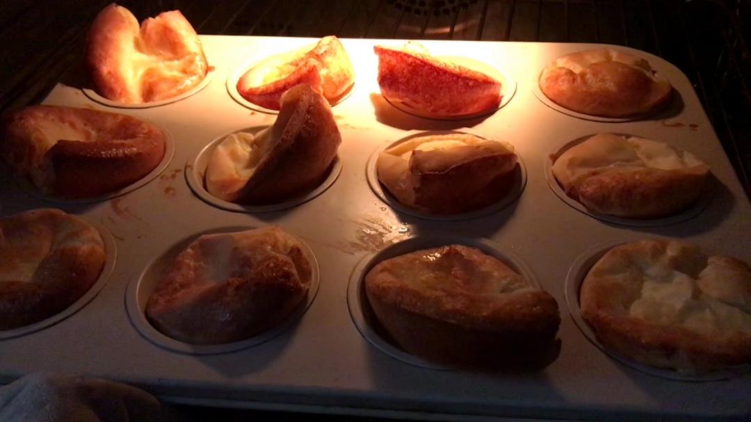香味浓郁——约克郡布丁 Yorkshire Pudding（不是布丁的布丁）