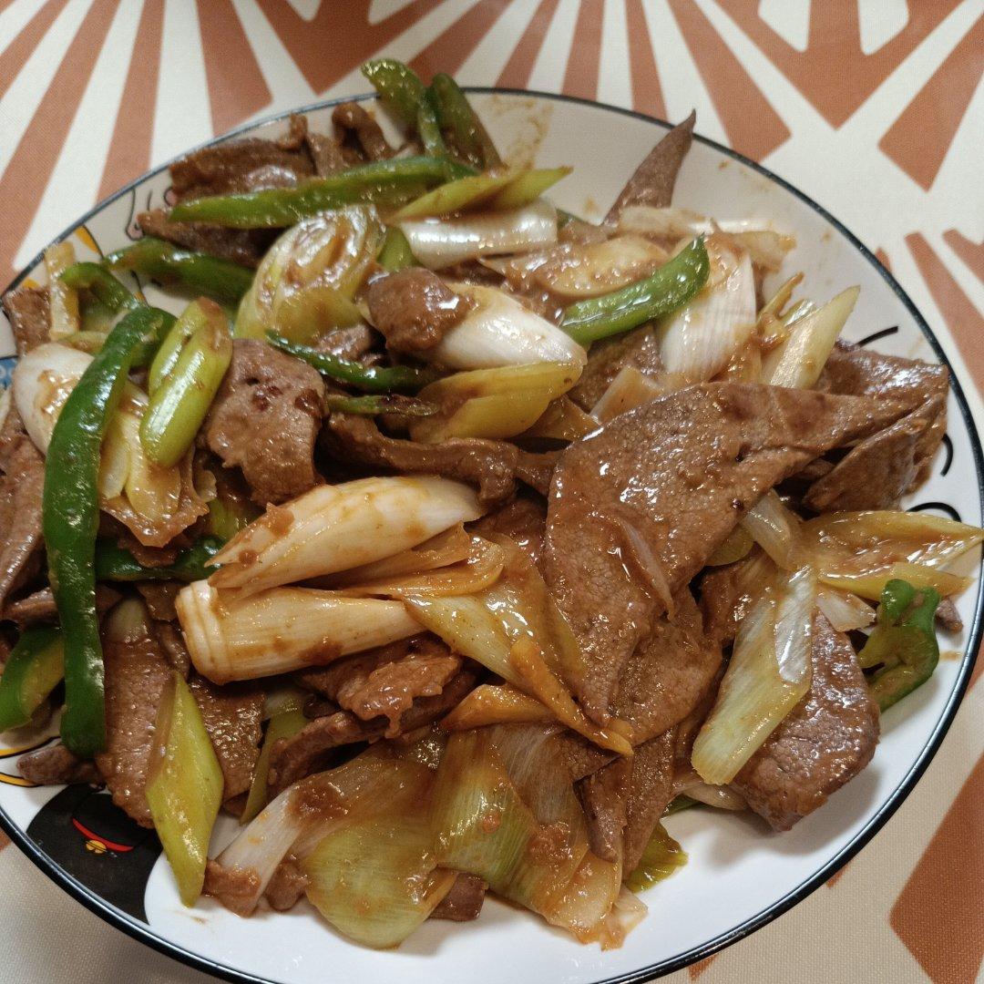 厨师长教你：“葱爆猪肝”的家常做法，味道非常赞