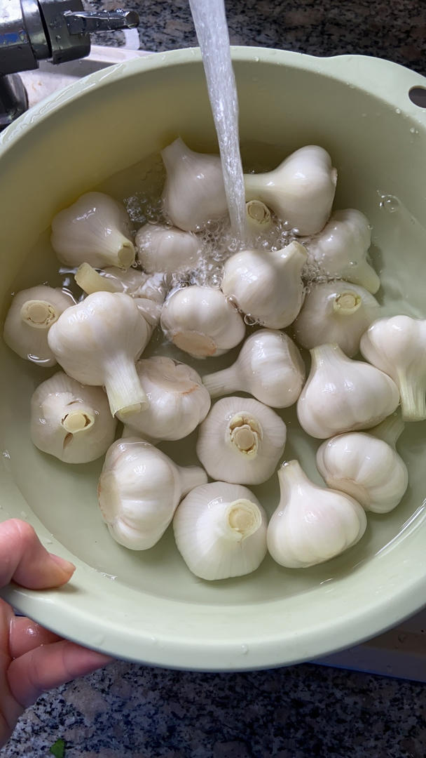 么么猜透白做的腌糖蒜