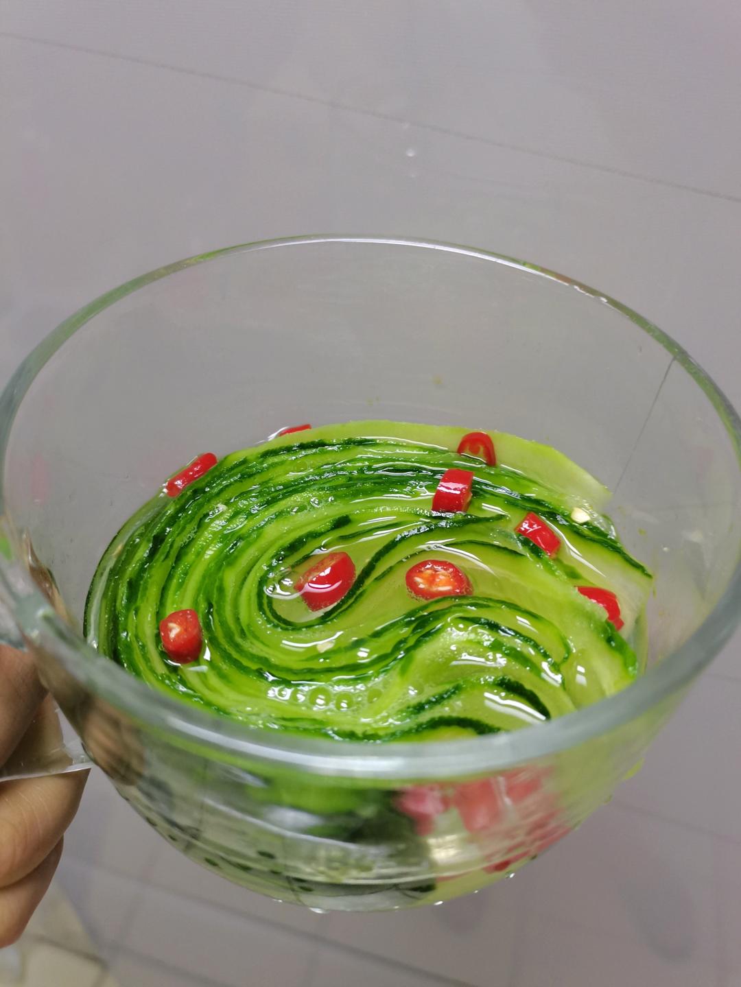 【黄磊同款】酸爽脆口的冰镇雪碧黄瓜