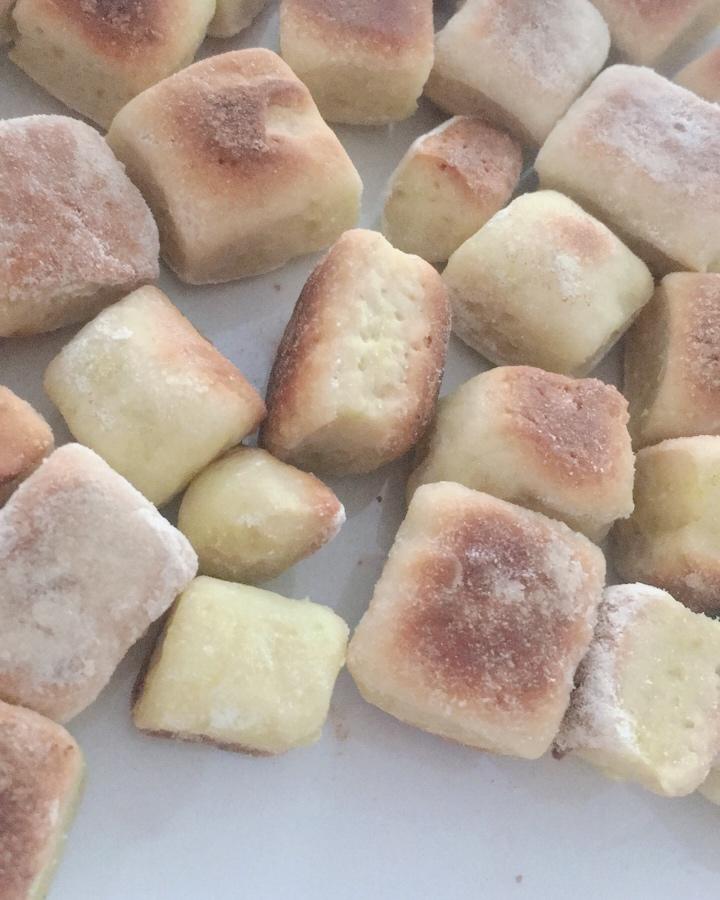 牛油果奶香小馒头 宝宝辅食食谱