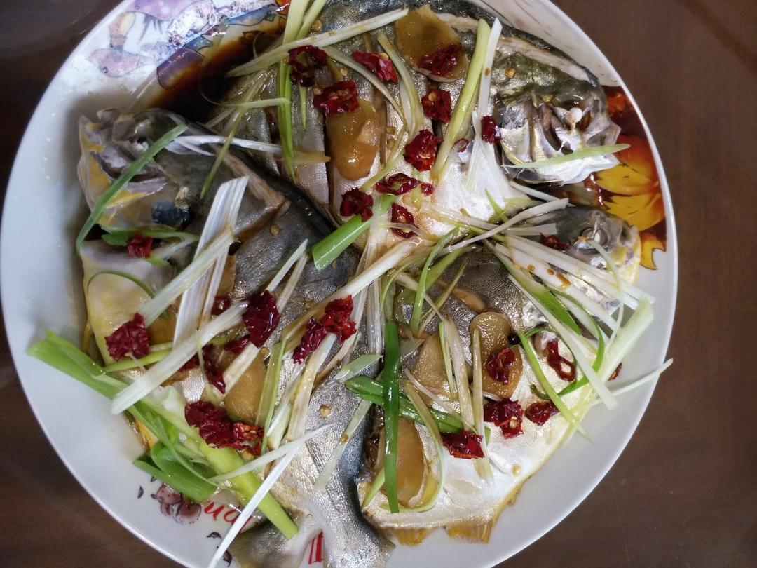 清蒸鲳鱼