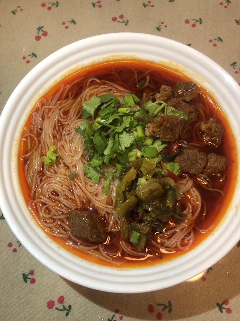 奶糖姐姐10做的绵阳牛肉米粉